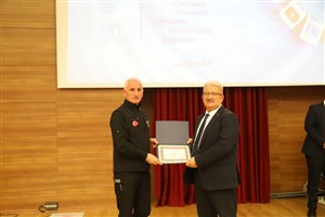 26.02.2026 Tarihli Bölümümüz Afet Farkındalığı Topluluğunun Asrın Felaketinin Üçüncü Yılında Müdahale Basamağında Görev Alan Kurumların Deneyim Paylaşımları Konulu Panel Programı