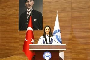 Acil Yardım ve Afet Yönetimi Bölümü ve Hemşirelik Bölümü Üniforma Giyme ve Yemin Töreni Gerçekleştirildi