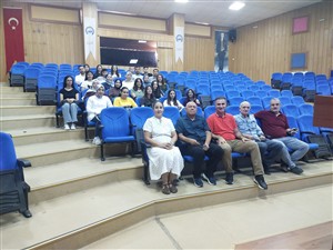 Acil Yardım ve Afet Yönetimi Bölümü 1. Sınıf Öğrencilerine Yönelik Oryantasyon Eğitimi Gerçekleştirildi
