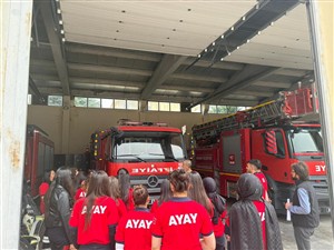 Afet ve Acil Durum Yönetimi Dersi Kapsamında Aksaray İtfaiyesi'ne Saha Ziyareti