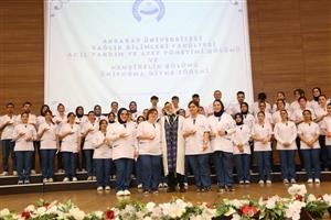 Acil Yardım ve Afet Yönetimi Bölümü ve Hemşirelik Bölümü Üniforma Giyme ve Yemin Töreni Gerçekleştirildi