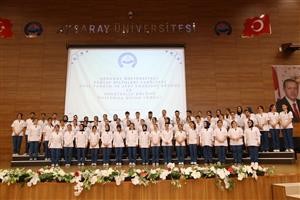 Acil Yardım ve Afet Yönetimi Bölümü ve Hemşirelik Bölümü Üniforma Giyme ve Yemin Töreni Gerçekleştirildi