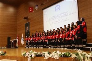 Acil Yardım ve Afet Yönetimi Bölümü ve Hemşirelik Bölümü Üniforma Giyme ve Yemin Töreni Gerçekleştirildi