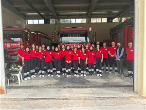 Afet ve Acil Durum Yönetimi Dersi Kapsamında Aksaray İtfaiyesi'ne Saha Ziyareti